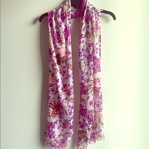 Pretty Purple Flowered Light Scarf
